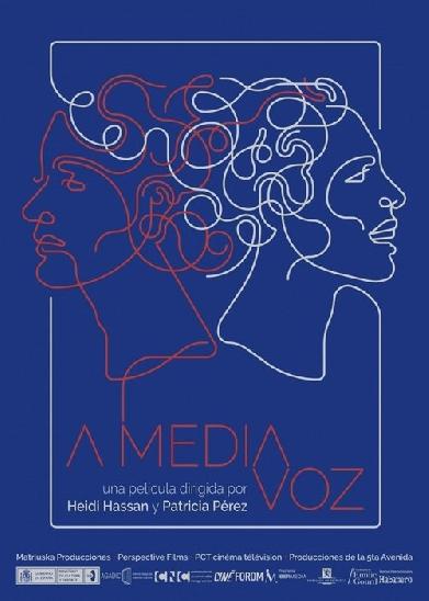 A media voz